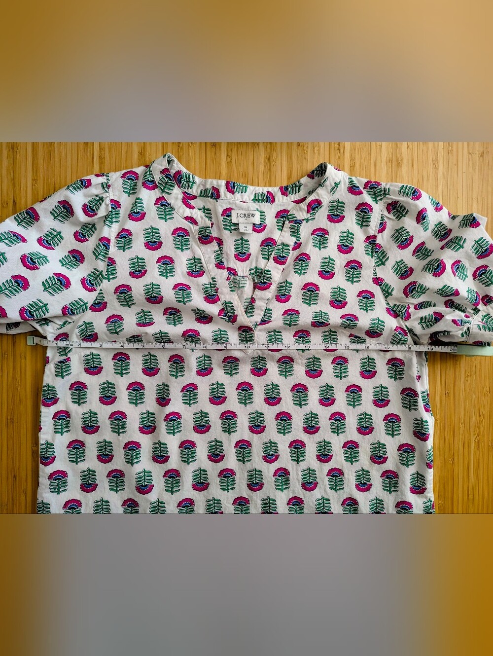 100% cotton J. Crew Factory White Top with Pink & Green Pineapple Print - Picture 5 of 6